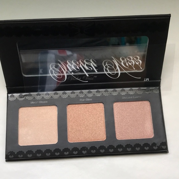 Violet Voss pro highlighting powders - Picture 2 of 6